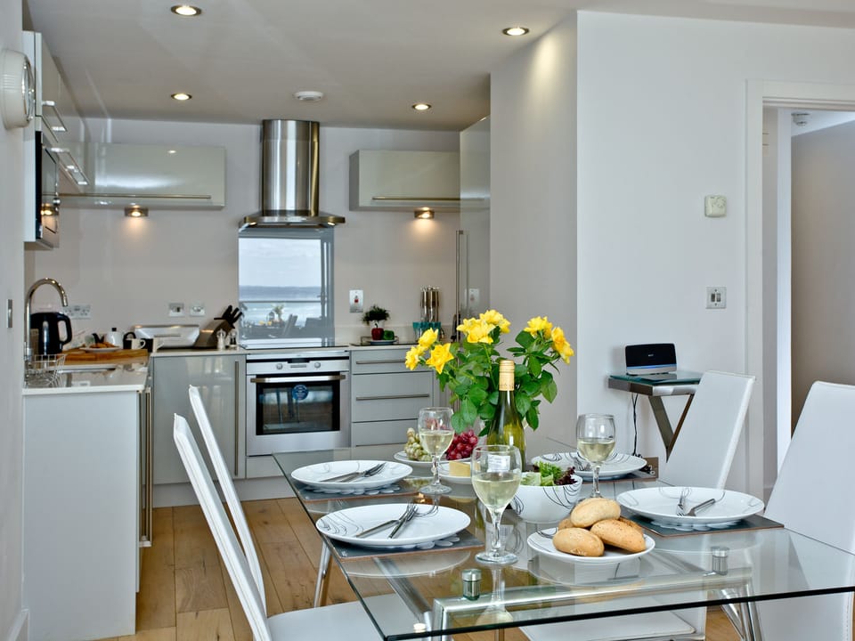 Dining Area | 4 Ocean Point - Ocean Point, Saunton
