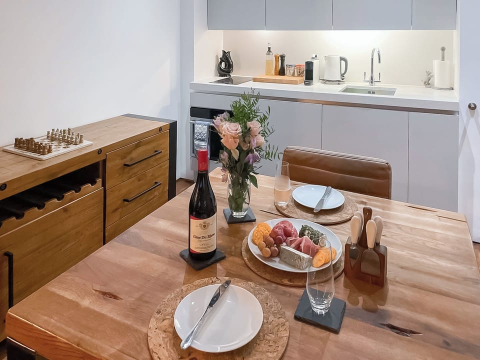 Kitchen/diner | The Sail Loft - Royal William Yard, Plymouth