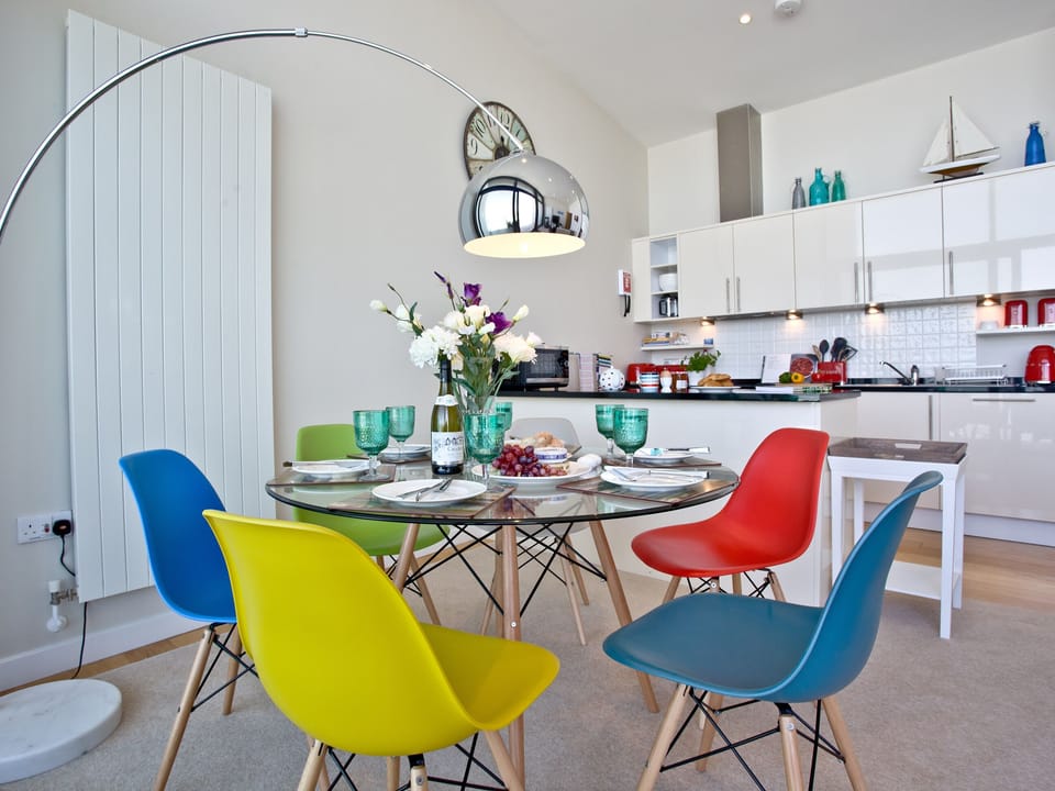 Convenient dining area | Sunset Bay - Horizon View, Westward Ho!