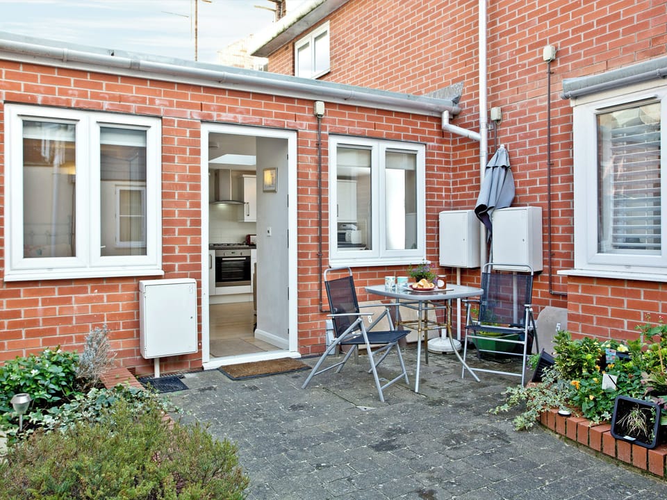 Contemporary ground floor apartment | Little Gem, Weymouth