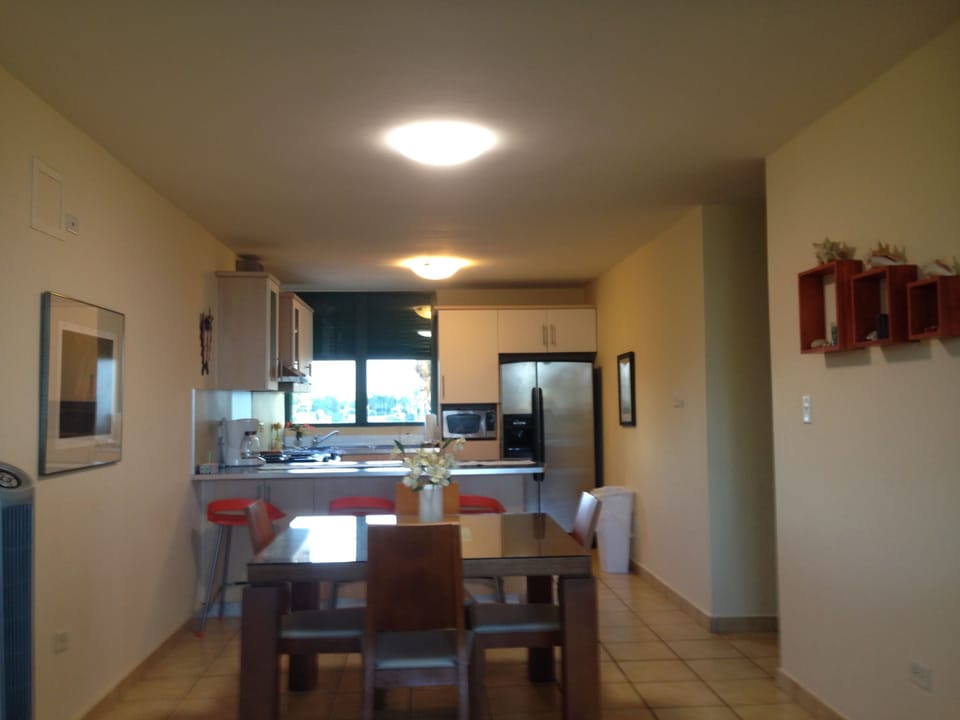 Dinning, kitchen area