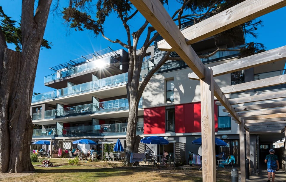 Set in lush grounds, you will feel right at home!
