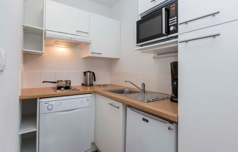 Make a quick meal in your kitchenette.