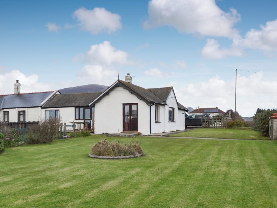 Large enclosed garden area | Shore Meadow, Silecroft, near Millom