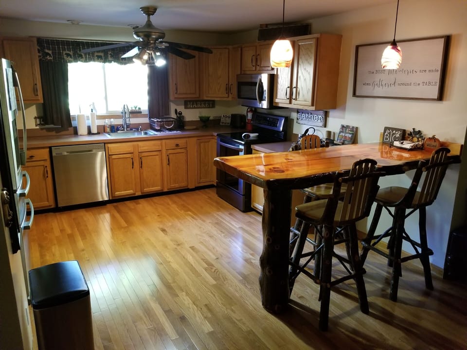 🍗If you plan to cook you will love your fully equipped  and spacious Kitchen 