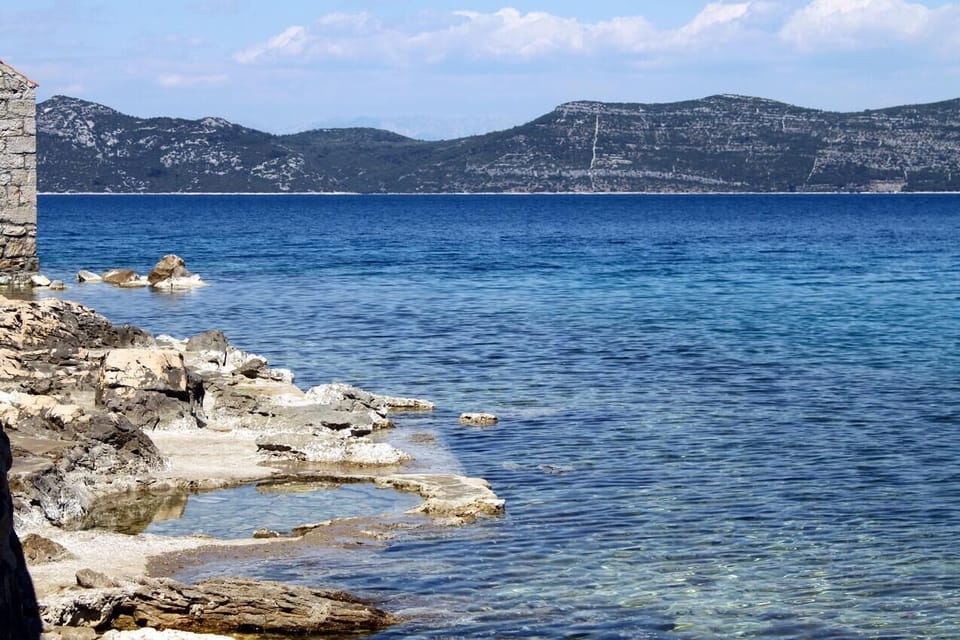 Nearby beaches