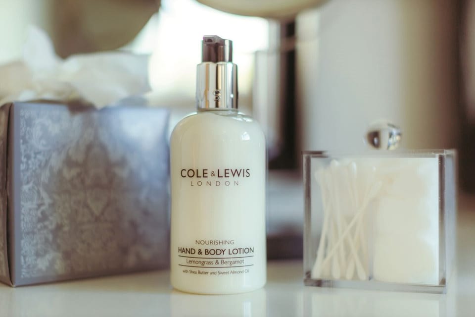Bathroom amenities
