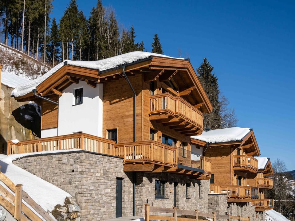 Holiday Home Exterior [winter]