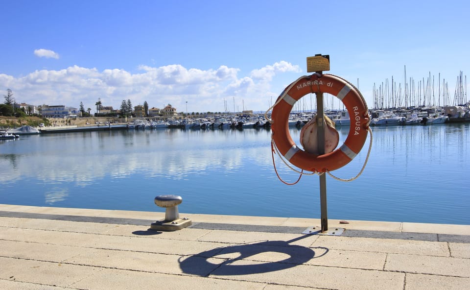Tourist port