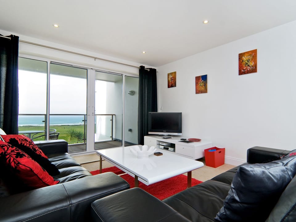 Living room | 28 Bredon Court - Bredon Court, Newquay