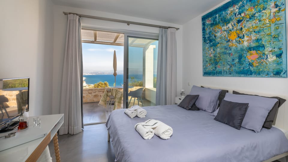 All studios have sea view