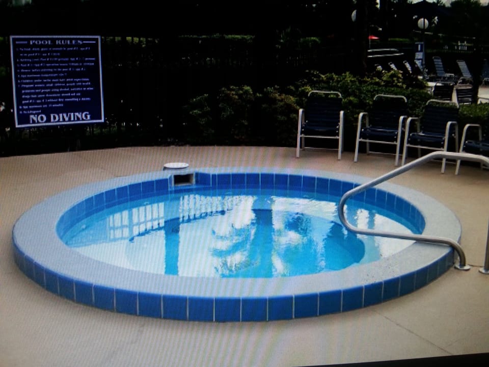 Let this jacuzzi melt your tension and stress away!