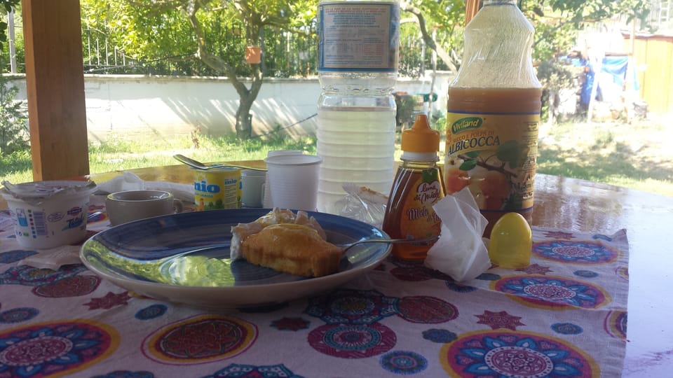 Breakfast meal
