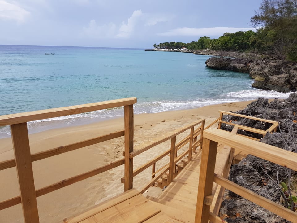 Safe access to beach