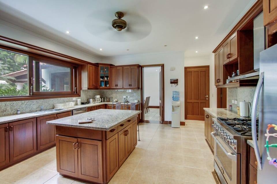 Ingenio 9: fully equipped kitchen (cook included)