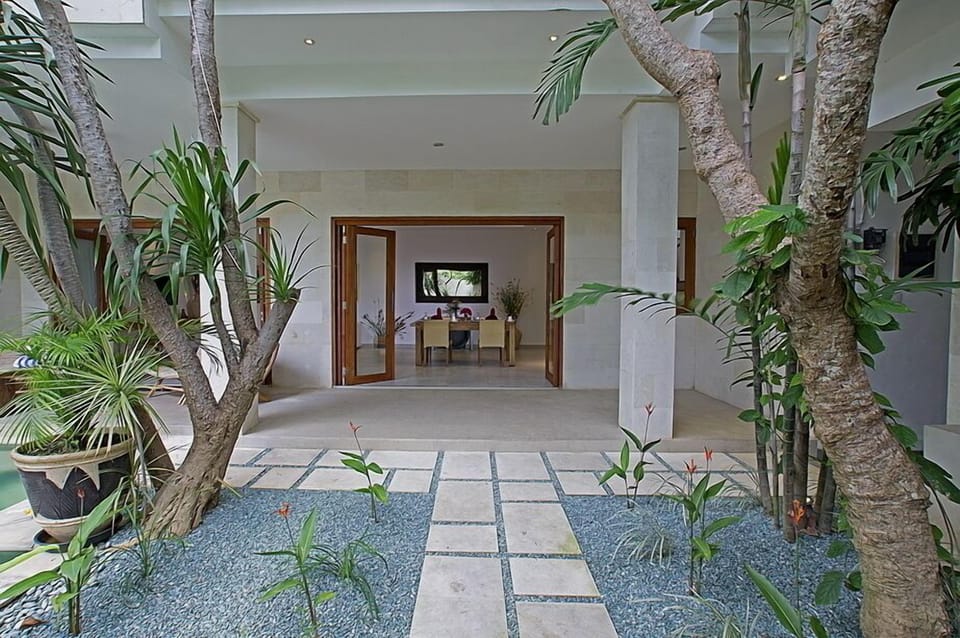 Beautifull Modern 3 Bed Villa, Seminyak"