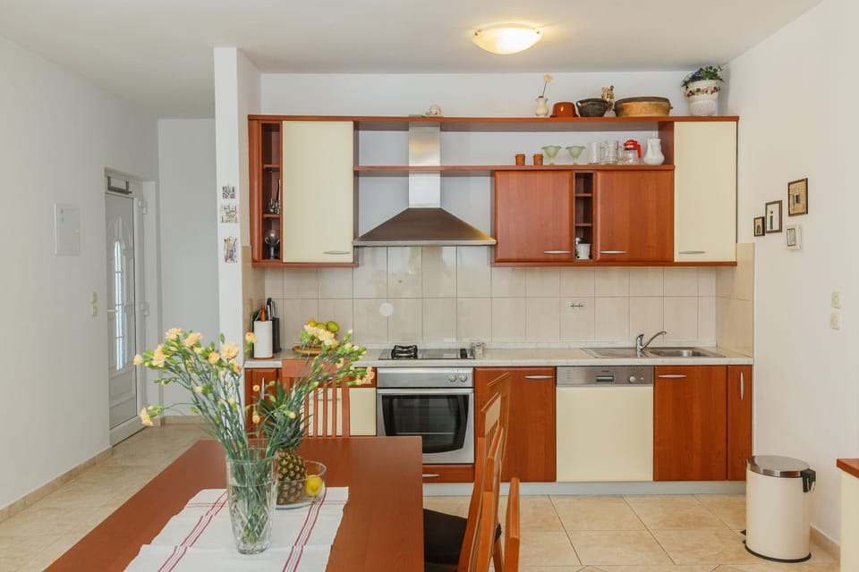 Main kitchen and dining room on the ground floor