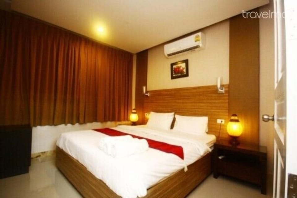 Duplex 2 bedrooms apt.  