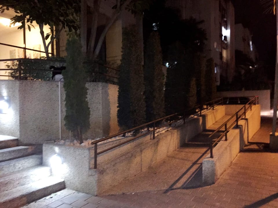 Wheel chair ramp to the main entrance