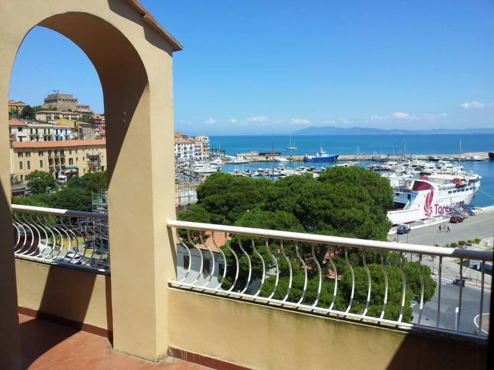 Terrace / Balcony