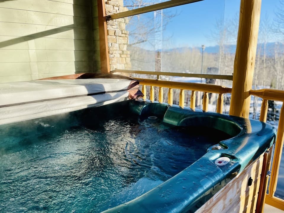 Your private hot tub on the deck!