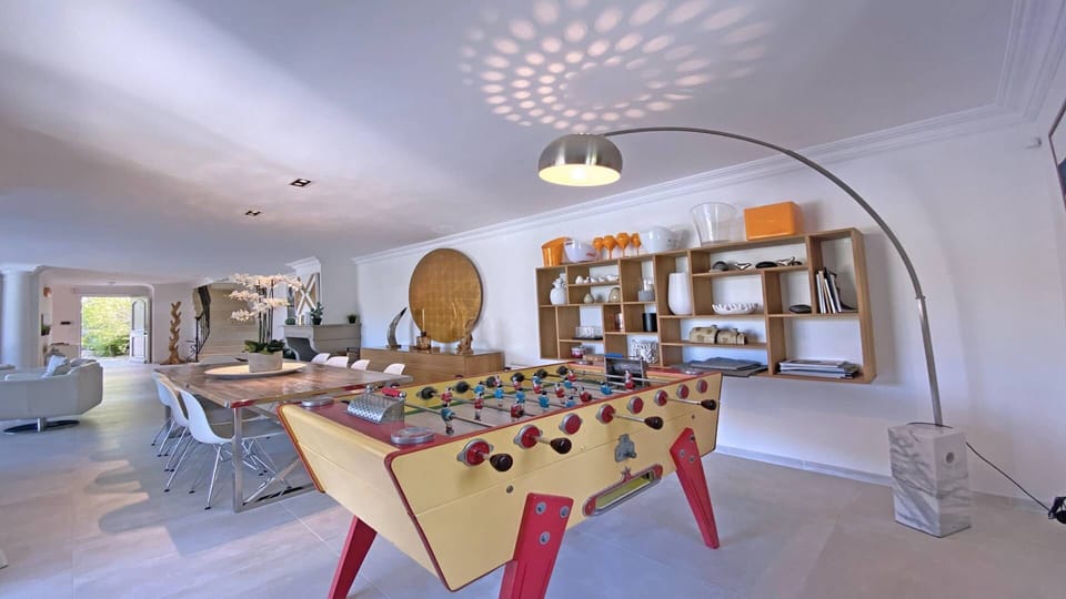 Game room