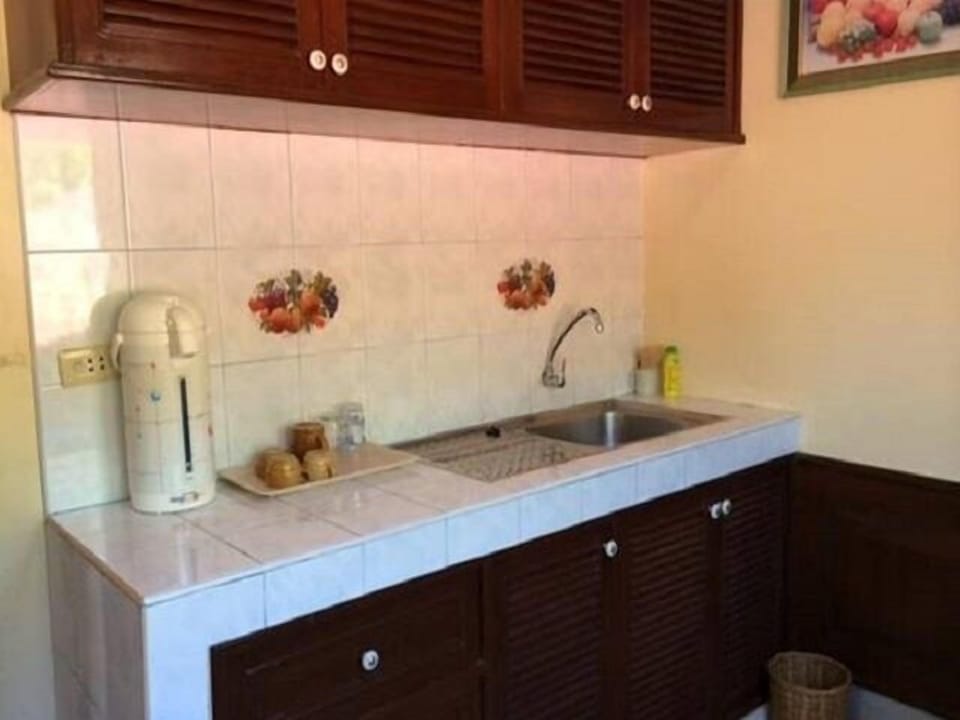 One Bedroom with Kitchen &amp; Balcony #4
