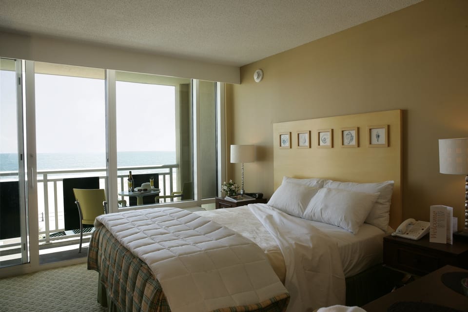 Bedroom (Balcony not guaranteed)
