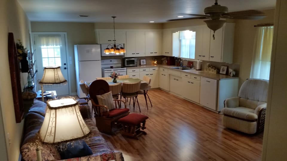 whole view of the kitchen