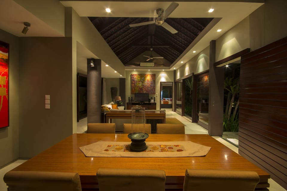 Orange C 2 Bedroo Prime Villa, Seminyak