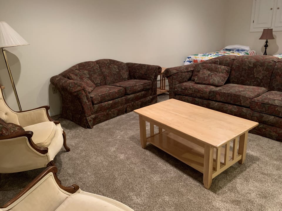 Lower floor sitting area with tv
