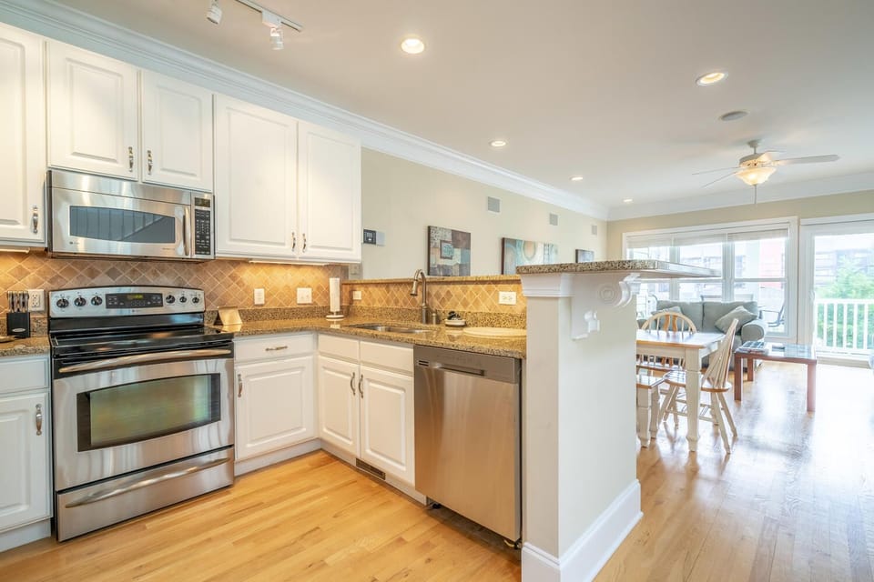 Beach Daze-Kitchen