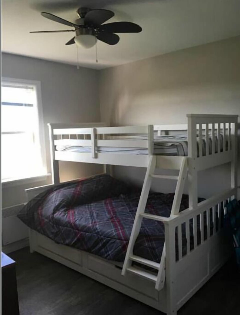 Bedroom 2. double bed with single bunk