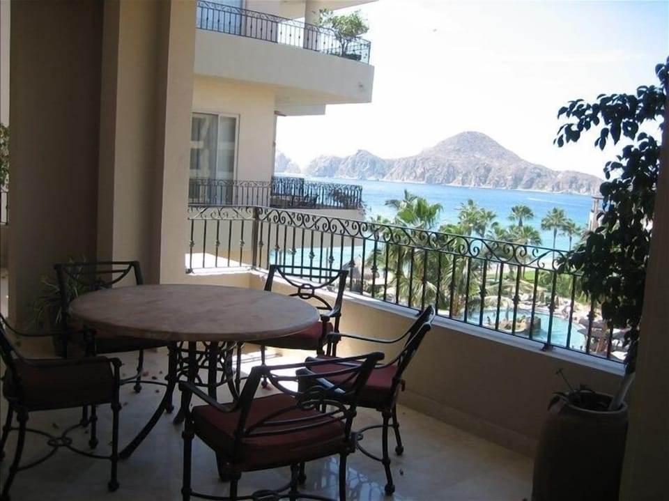 5th floor balcony
