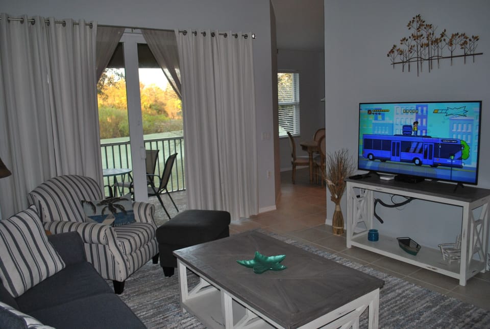 Family Room - with Smart TV