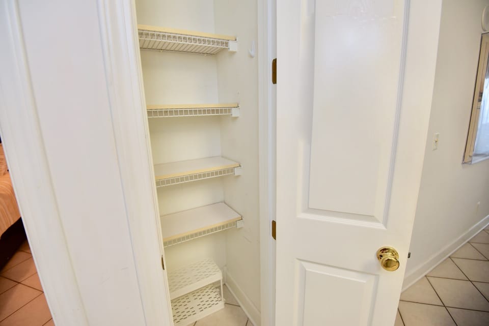 Kitchen Pantry