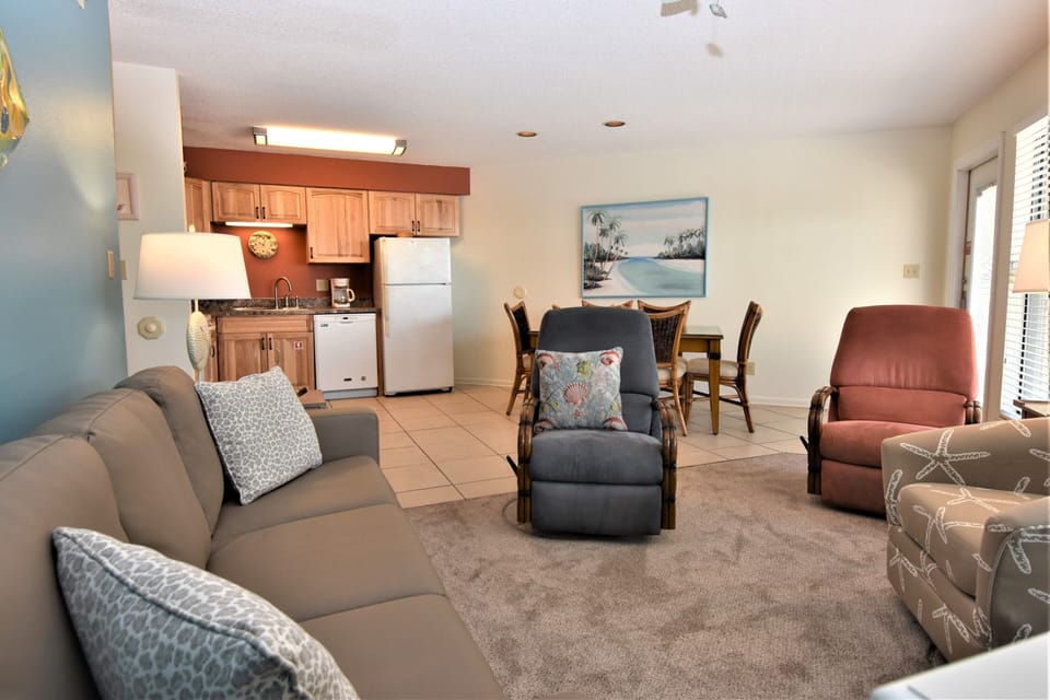 Sandpiper 13B Living Room - Living Room