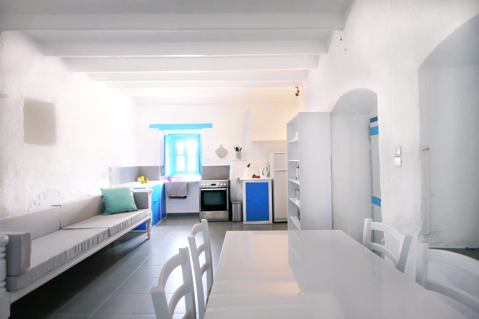 Downstairs living, dining and kitchen areas.