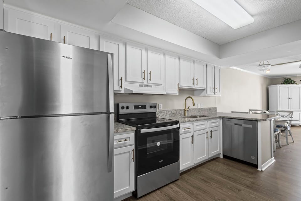Surf Side Shores 1506 Kitchen