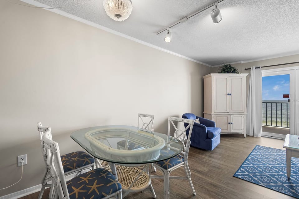Surf Side Shores 1506 Dining inot Living area with Gulf views