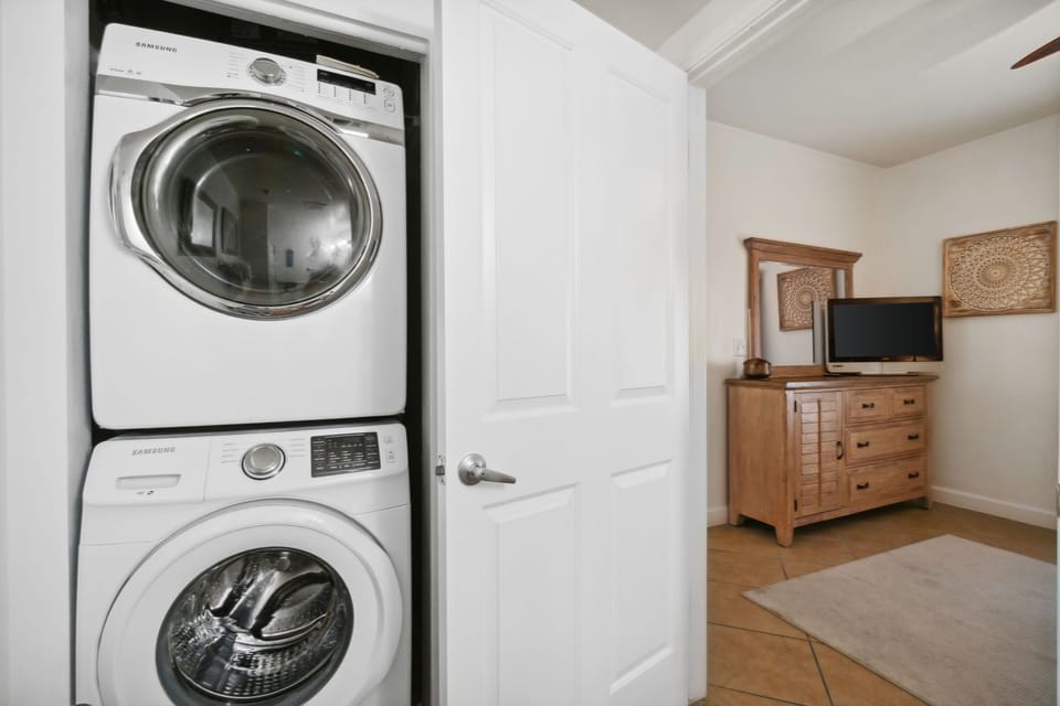 Full Size Washer & Dryer