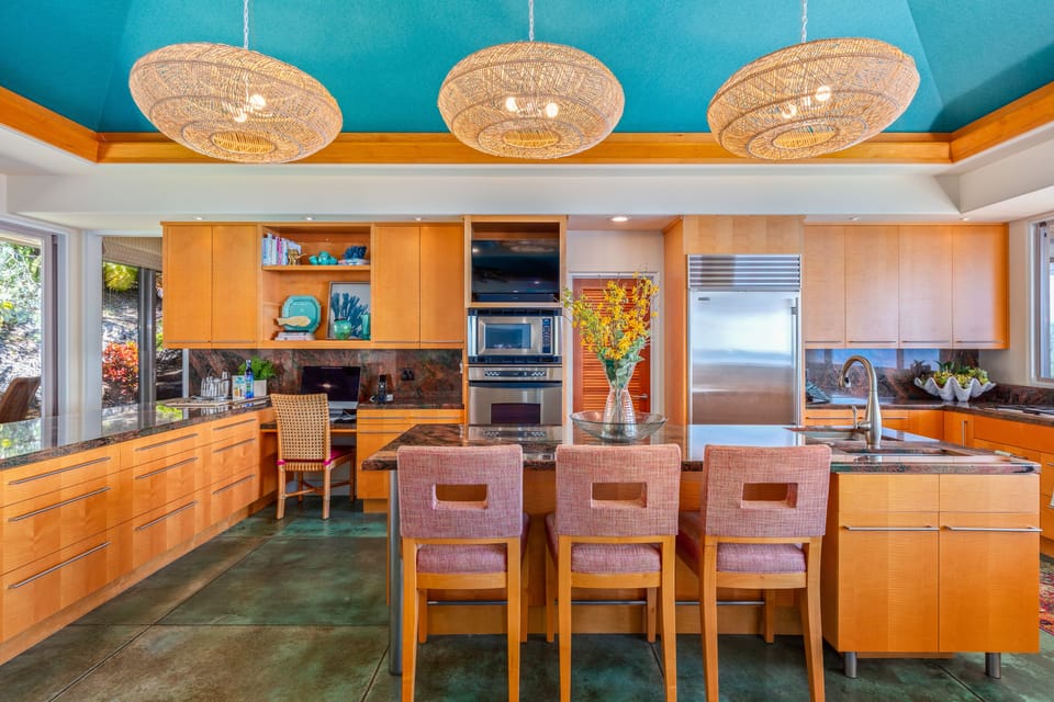 Fully equipped kitchen