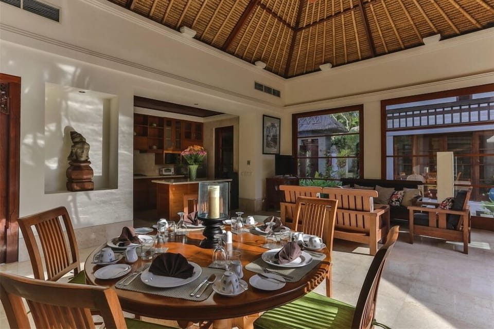 3 Bed Luxury Villa in Karma Jimbaran;
