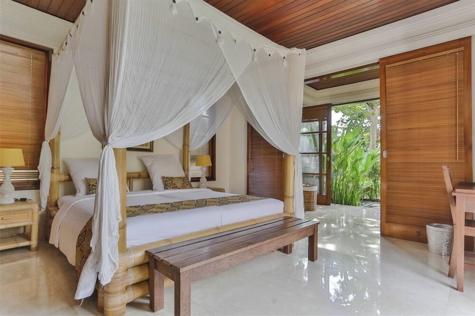 3 Bed Luxury Villa in Karma Jimbaran;