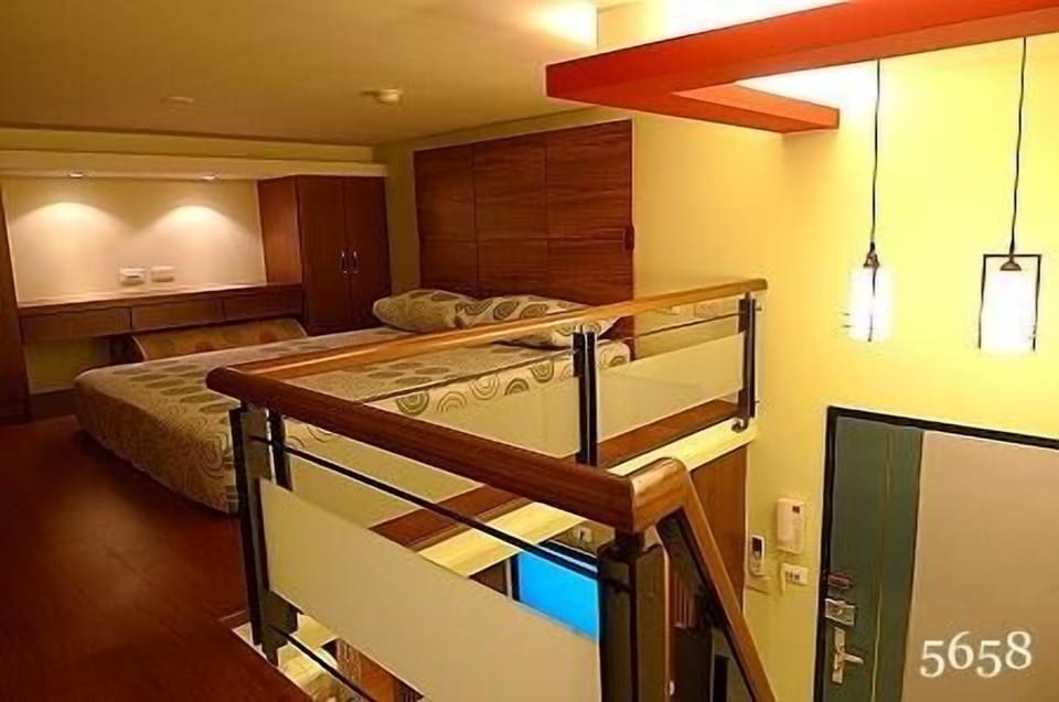 KH TrainSTA LOFT