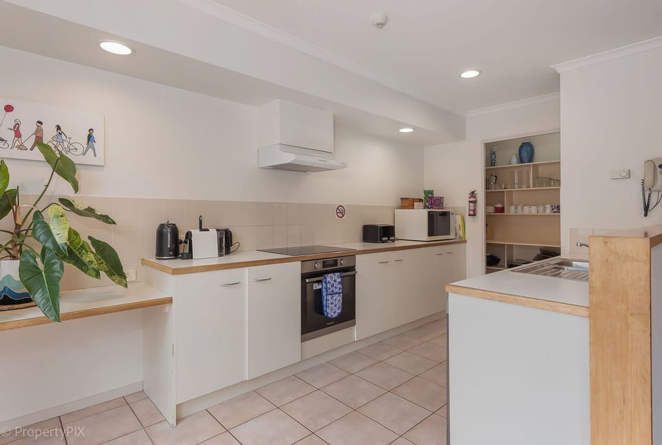 full equipped kitchen.