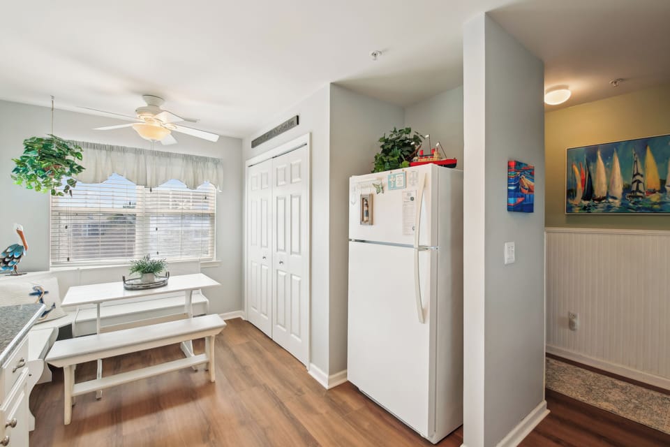 Main Level,Kitchen,