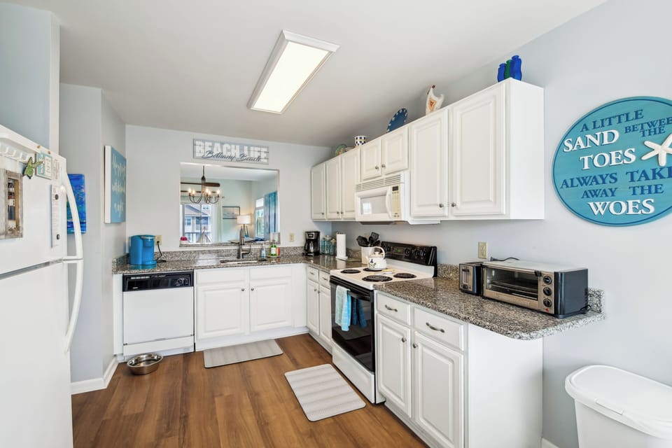 Main Level,Kitchen,