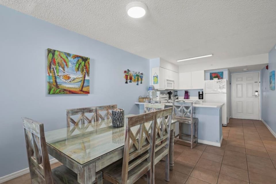 Royal Palms 705 Dining into kitchen with Gulf view