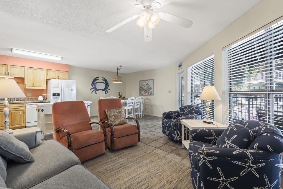 Sandpiper 14A Living Area